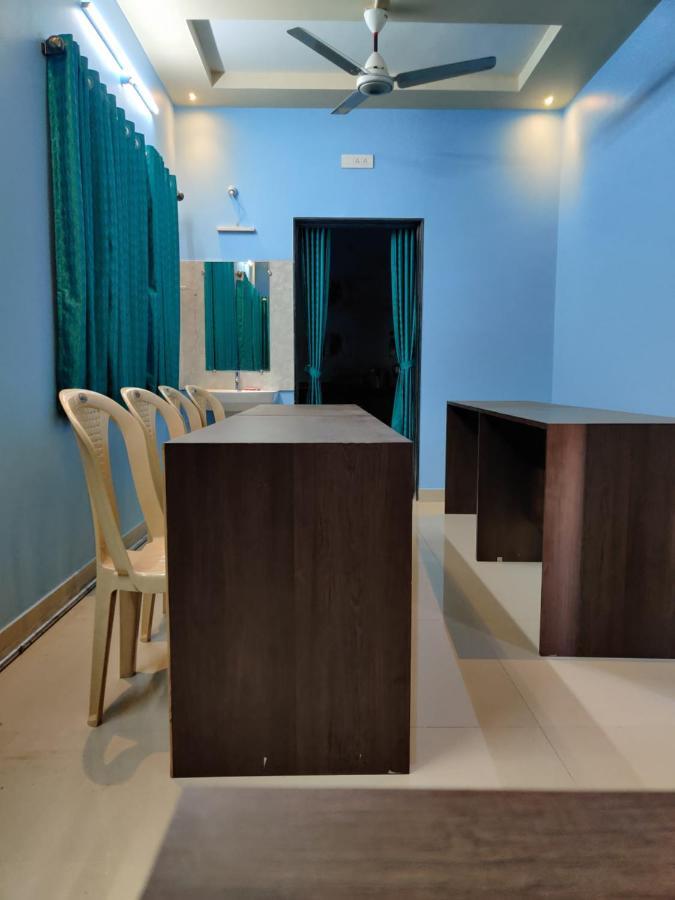 Bandekar Home Stay Mālvan Εξωτερικό φωτογραφία